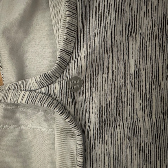 Lululemon tank - Picture 2 of 2